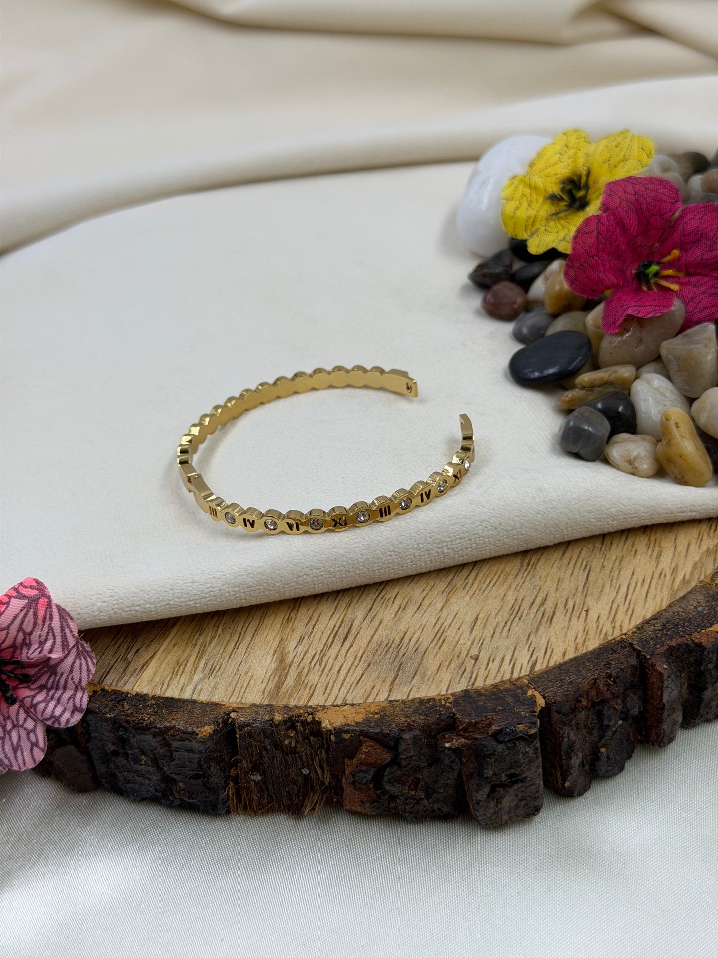 Nidhi Stainless Steel Bracelet (Openable)