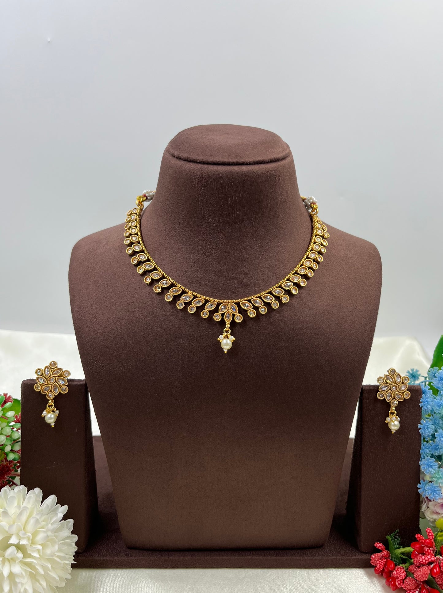 Nalini Delicate Traditional Necklace