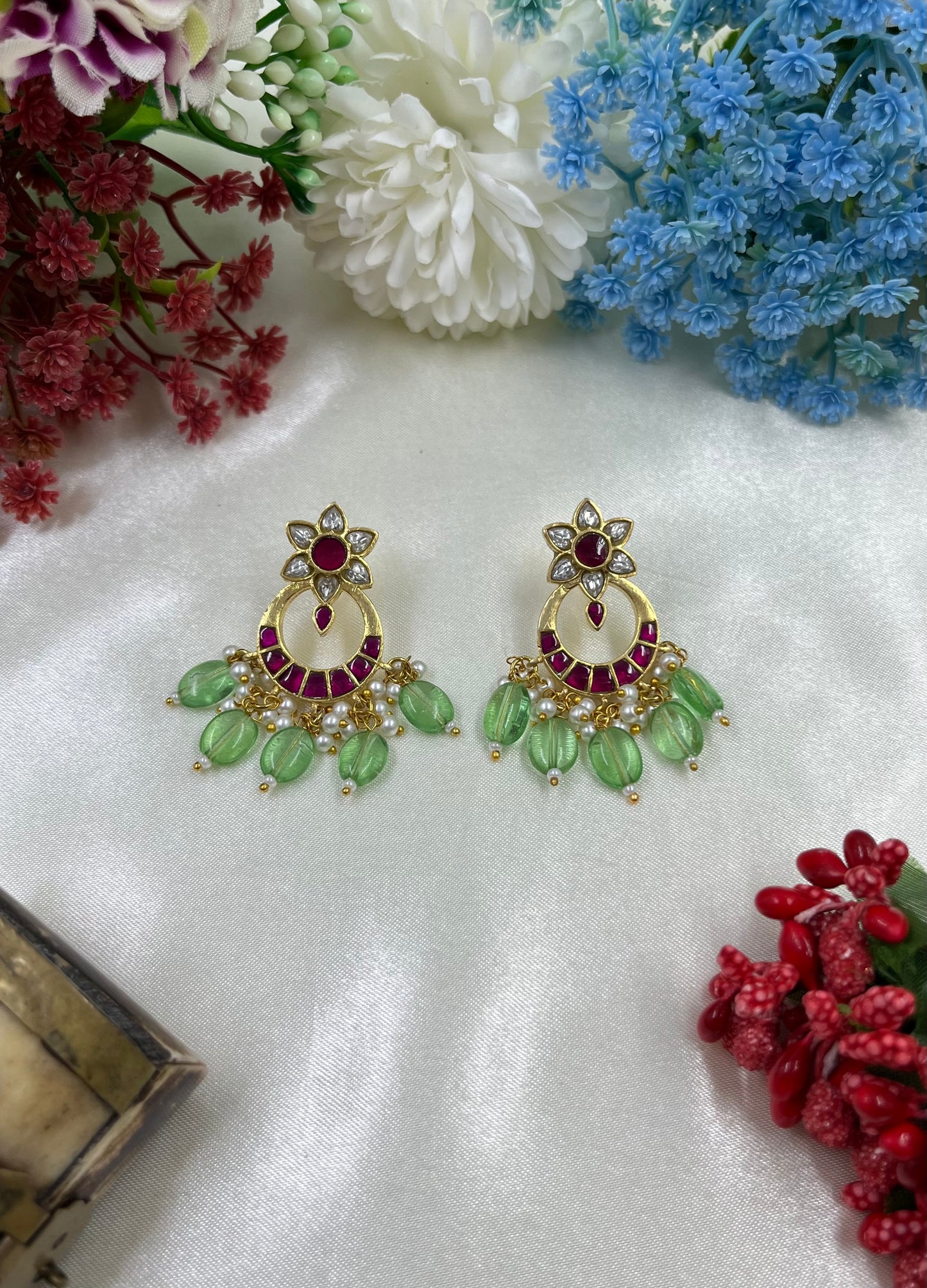 Tara Jadau Pachi Kundan Earring