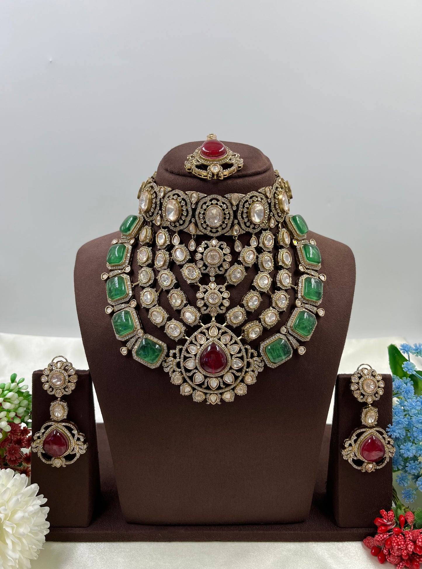 Noor Mahal Jaipuri Moissanite Kundan Choker Necklace