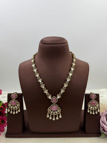 Samyukta Premium Victorian Necklace Set