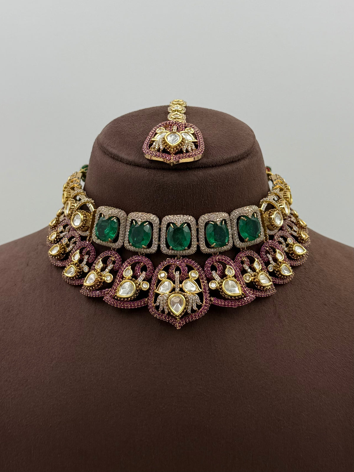 Sejal Victorian Choker Set
