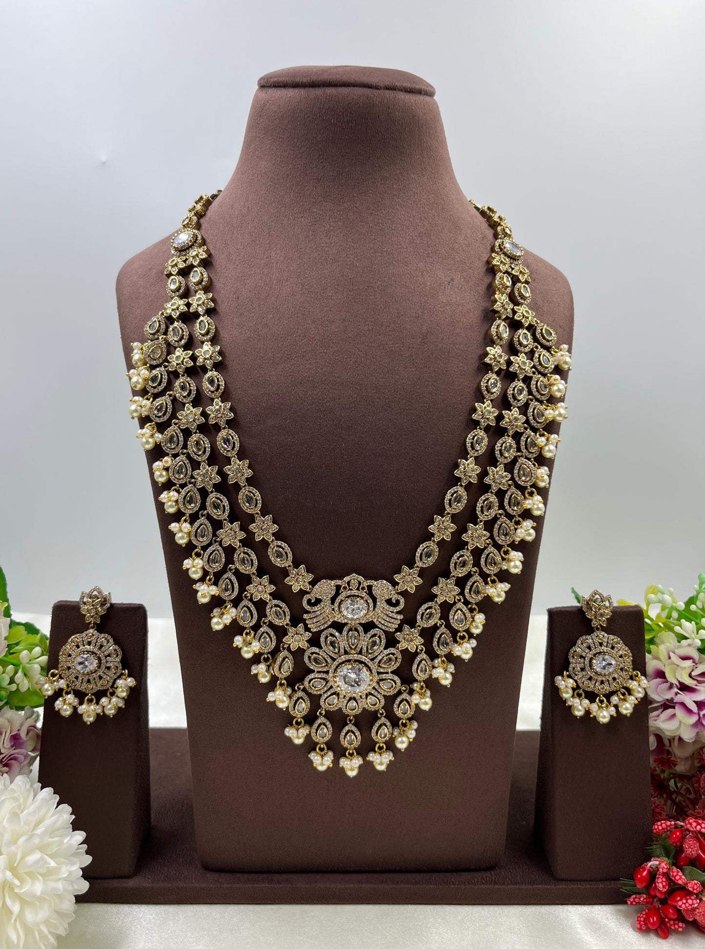 Hansa Victorian Long Necklace Set