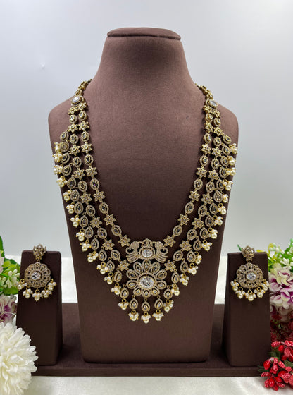 Hansa Victorian Long Necklace Set