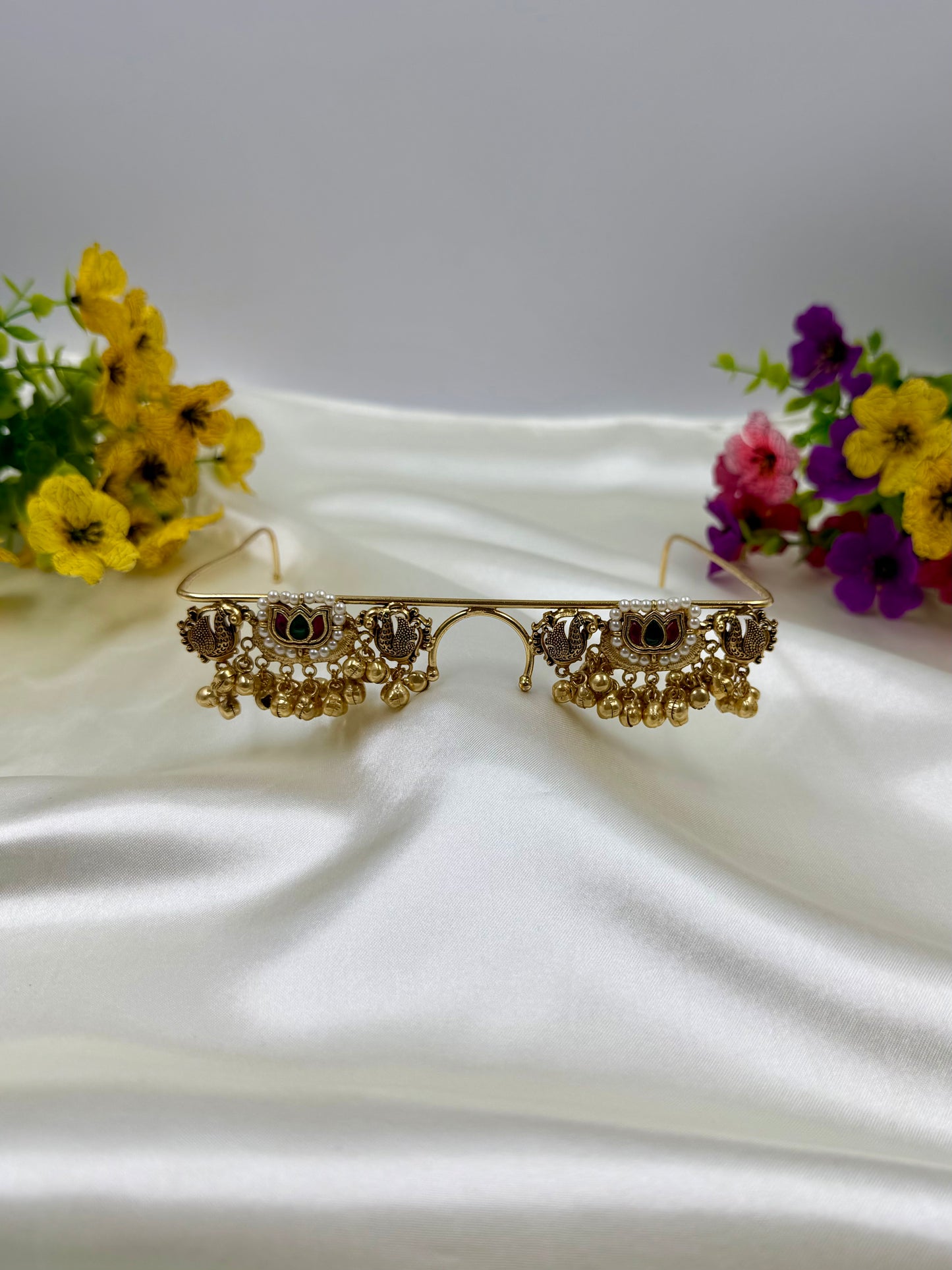 Deepa Pachi Kundan Facelet