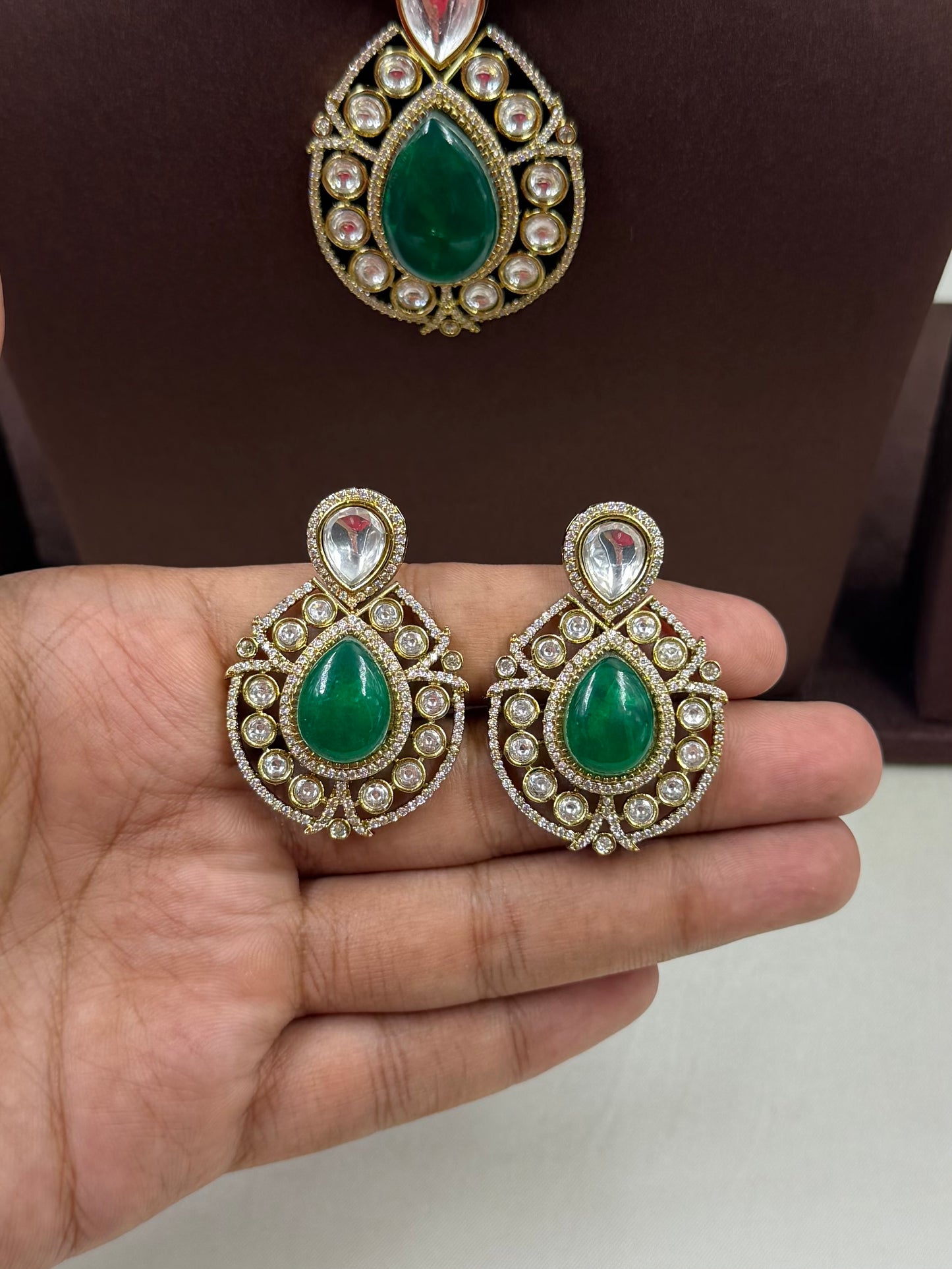 Swara Premium Victorian Necklace