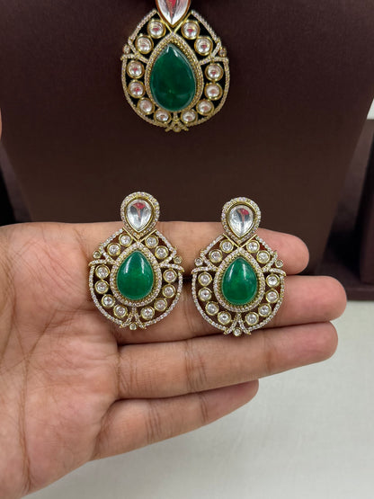 Swara Premium Victorian Necklace