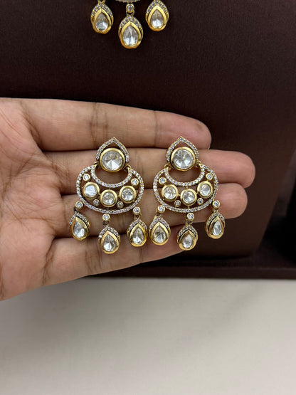 Yukti Premium Victorian Necklace Set