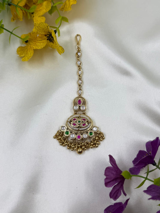 Isha Chorski Mang Tika