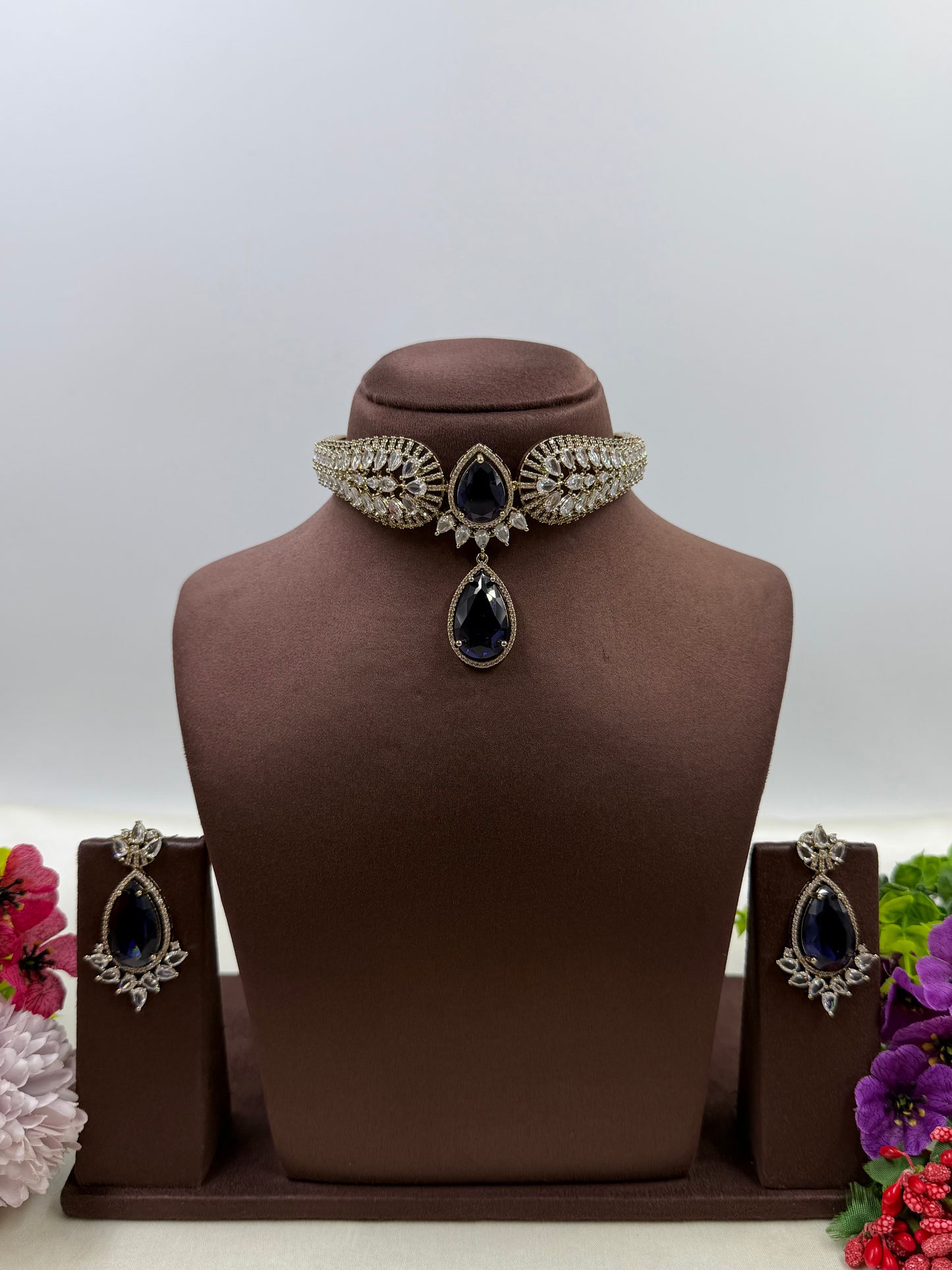 Kirti Premium Victorian Choker Set