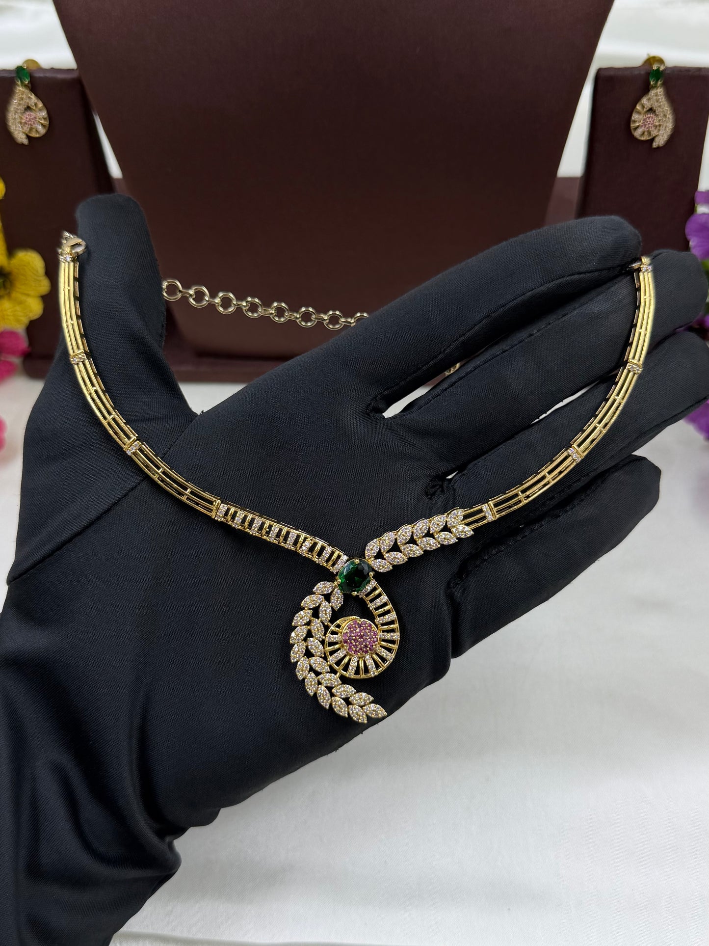Unnati Victorian Hasli Necklace
