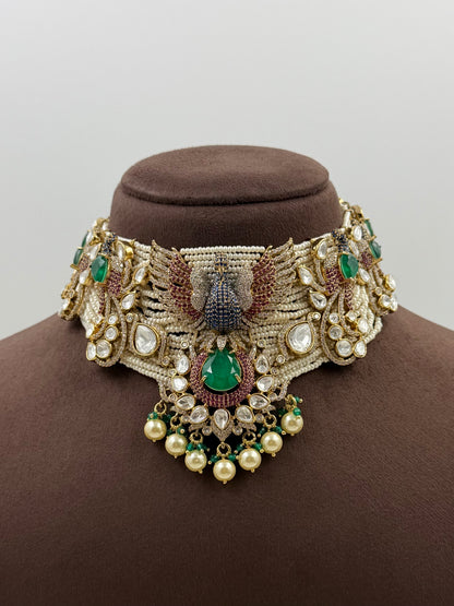 Maharani Green Kundan Choker Set