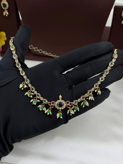 Noor Victorian Delicate Necklace
