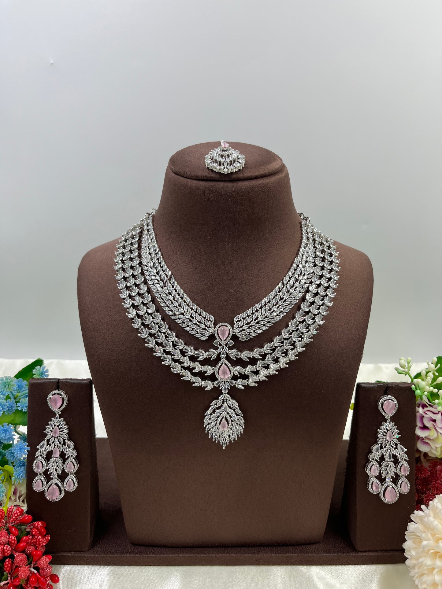 Noble Premium Ad Necklace