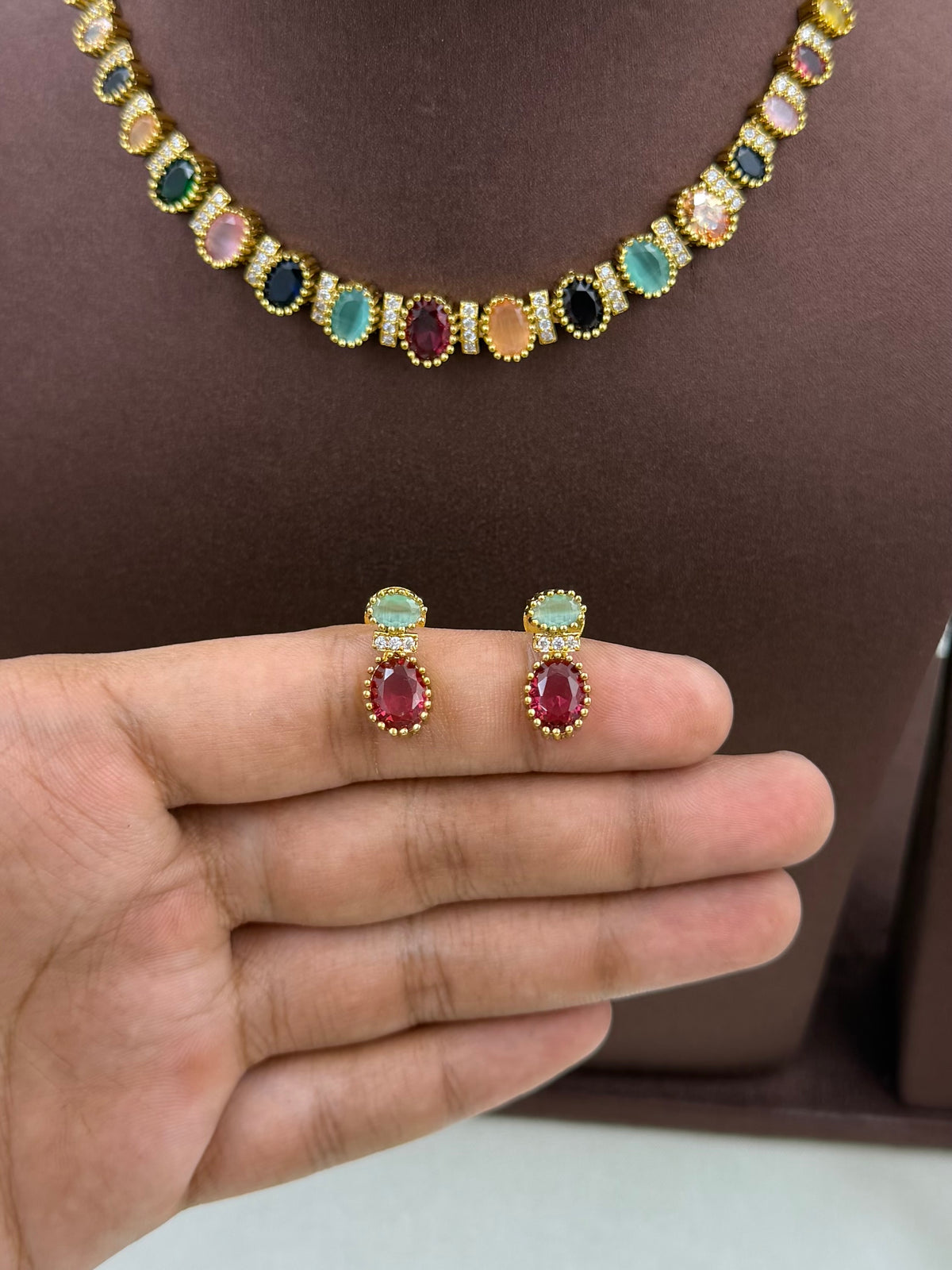 Suchita Premium Victorian Delicate Necklace Set