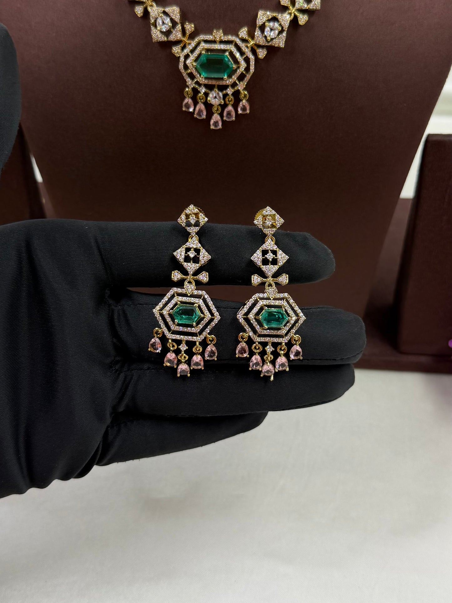 Hema Victorian Premium Necklace