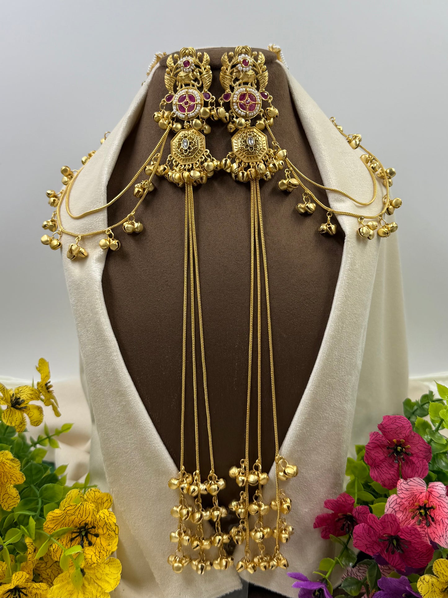 Myra Kashmiri Earing With Earchain