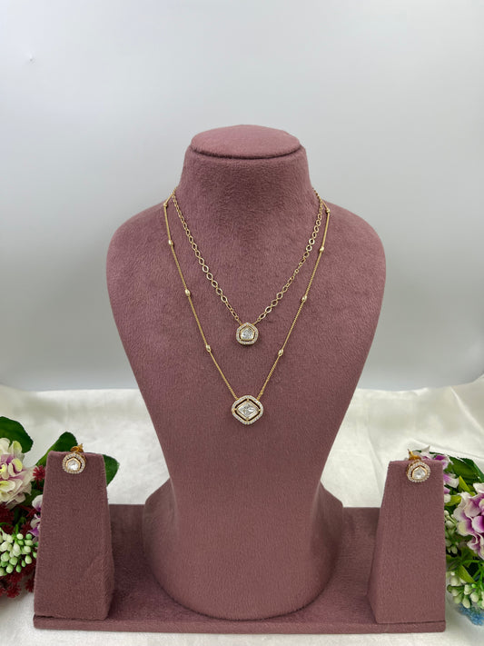 Velina Vogue Chain Pendent
