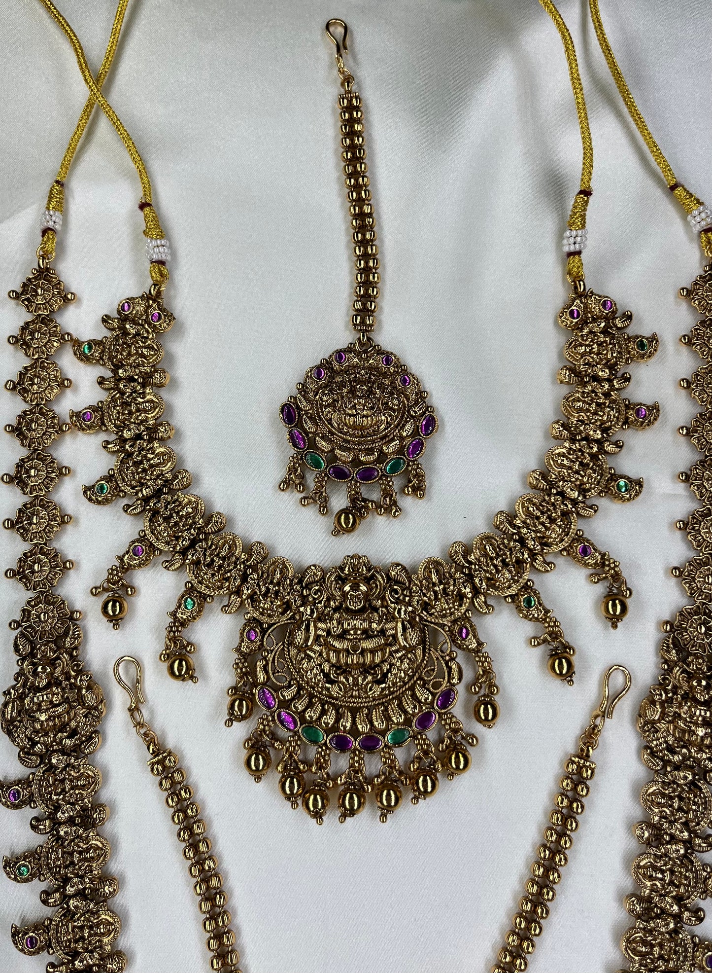 Naisha South Indian Bridal Set