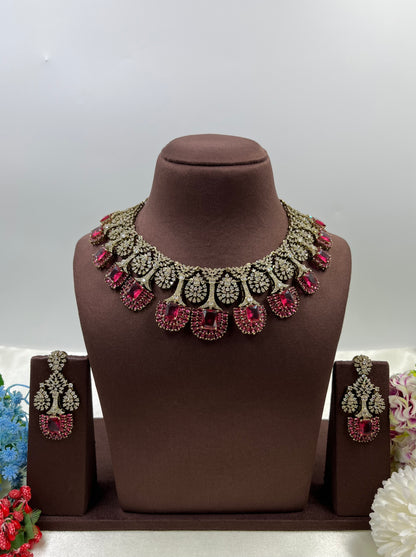 Tanvi Victorian American Dimond Necklace