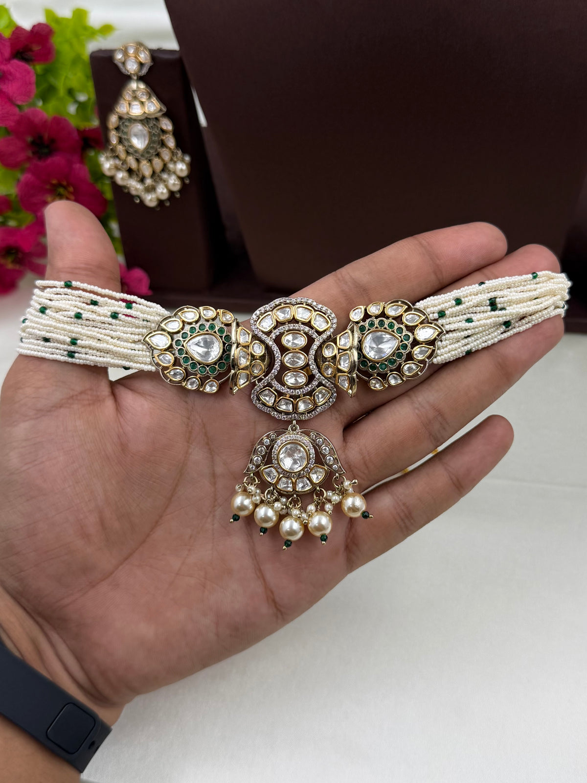 Vamika Choker Victorian Set