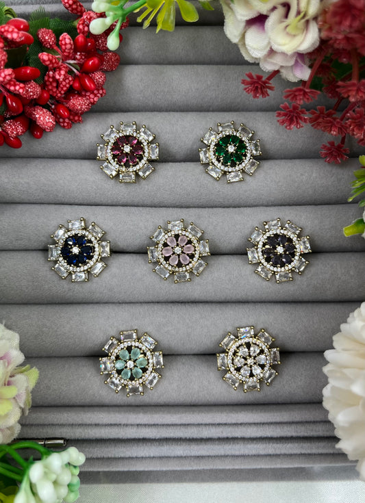 Urvi Victorian Ad Ring