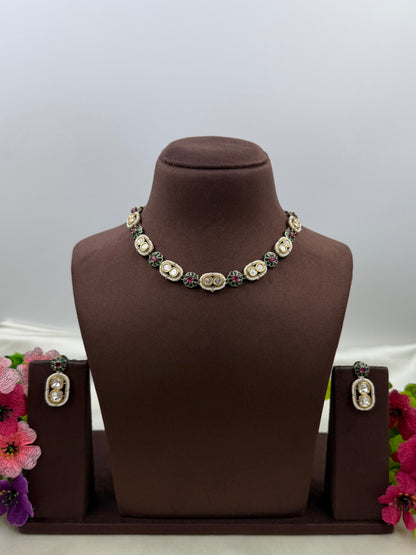Manvi Victorian Delicate Necklace Set