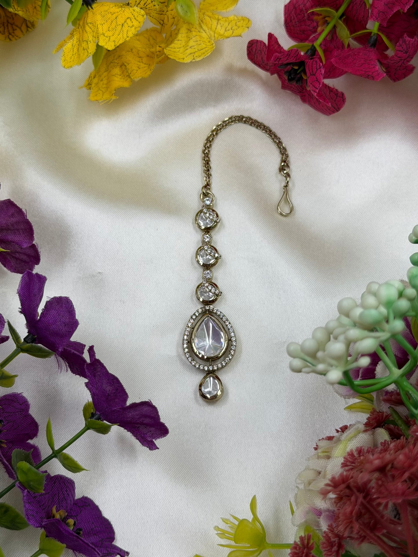 Priya Victorian Moissanite Mang Tika