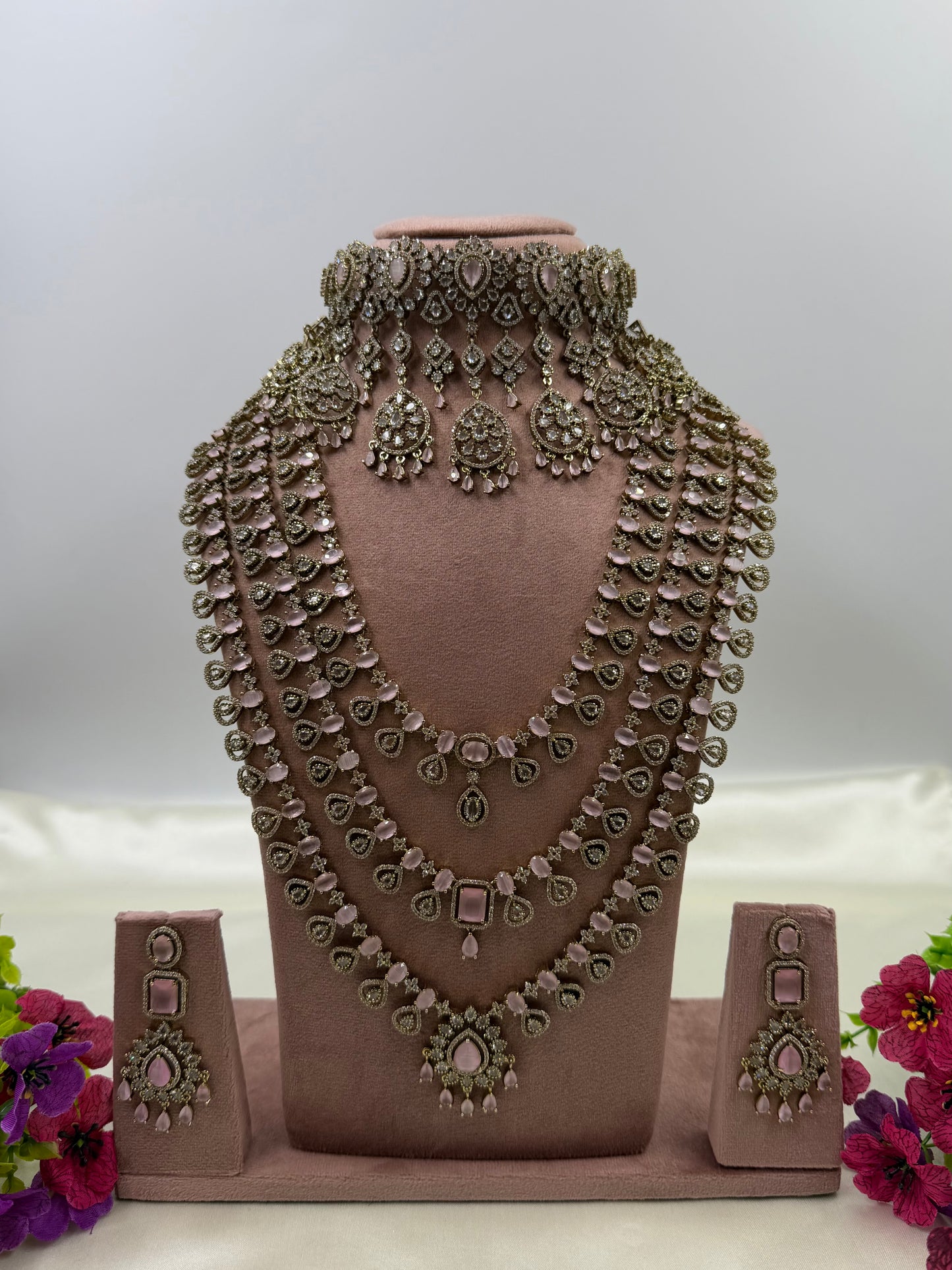 Lina Premium Victorian Three Layering Combo Set