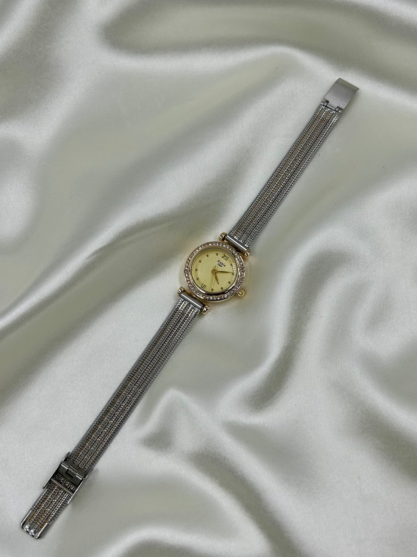Komal Anti-Tarnish Stainless Steel Watch (Adjustable)