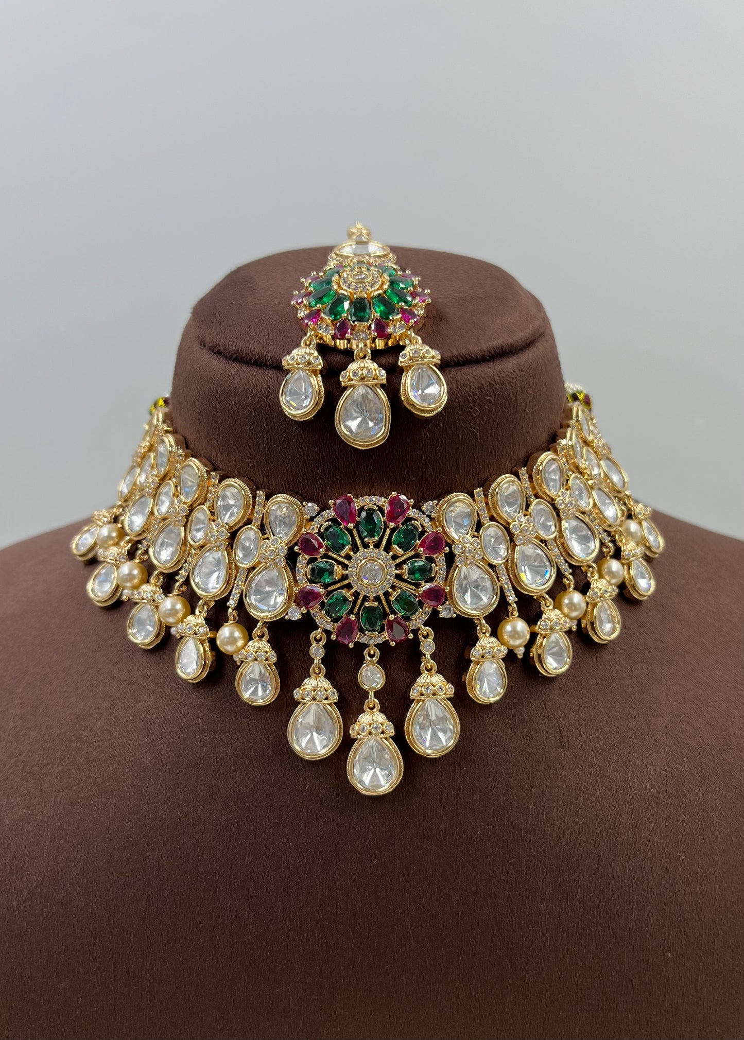 Chitra Moissanite Kundan Choker Necklace