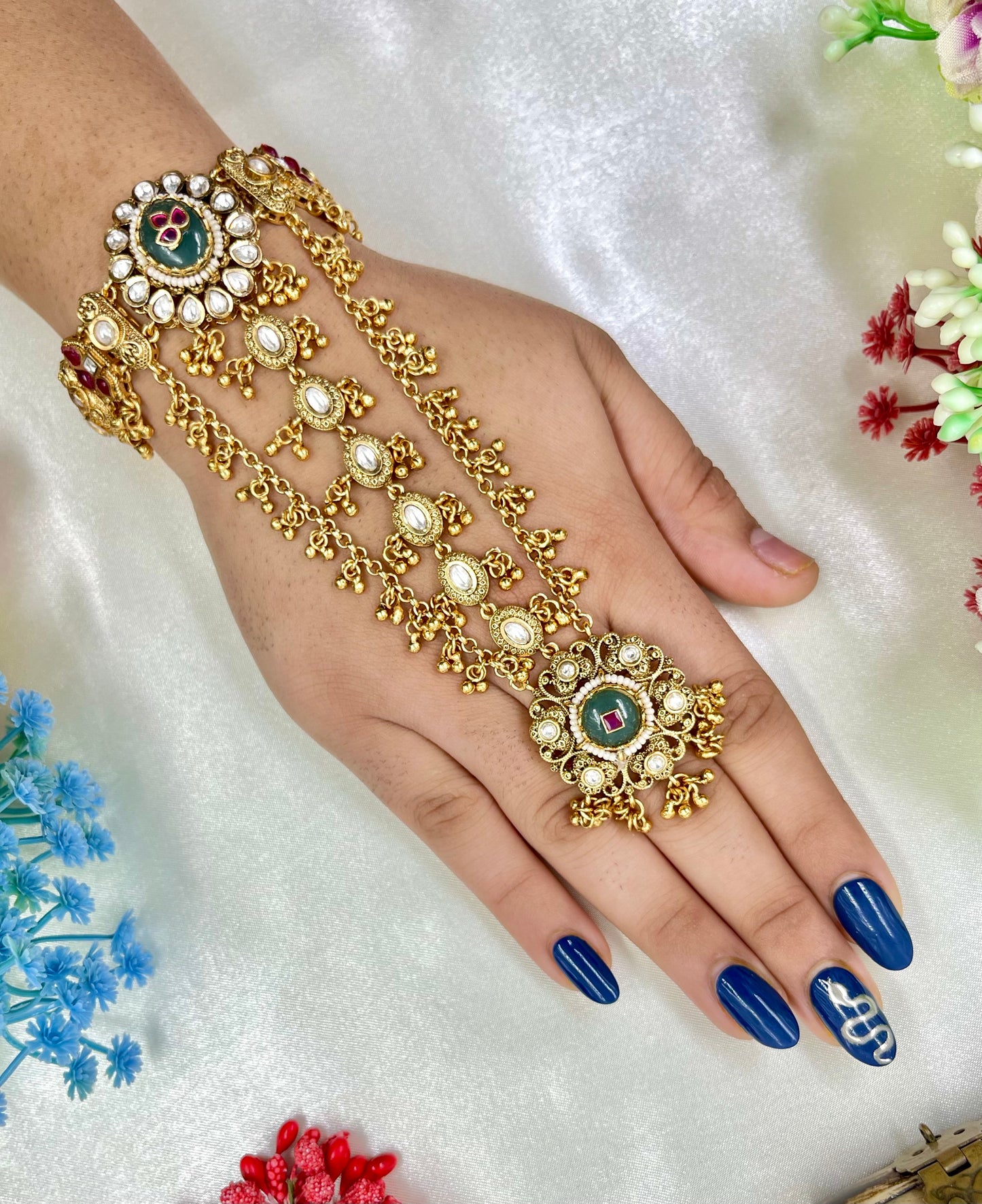 Sarika Premium Heritage Hath Panja (One pis)