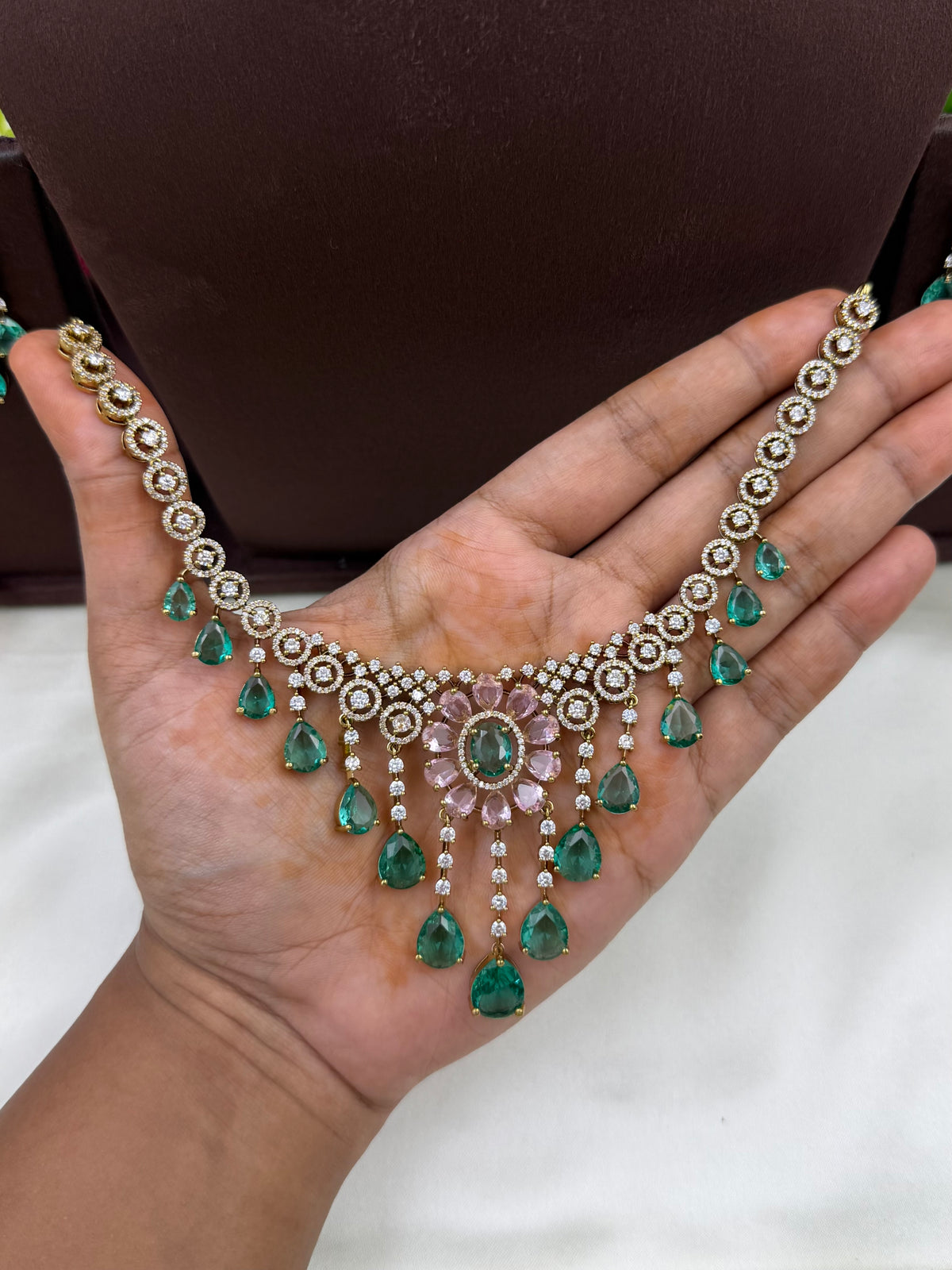 Grace Victorian Delicate Necklace Set