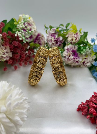 Disha South India Bangle (Openable)