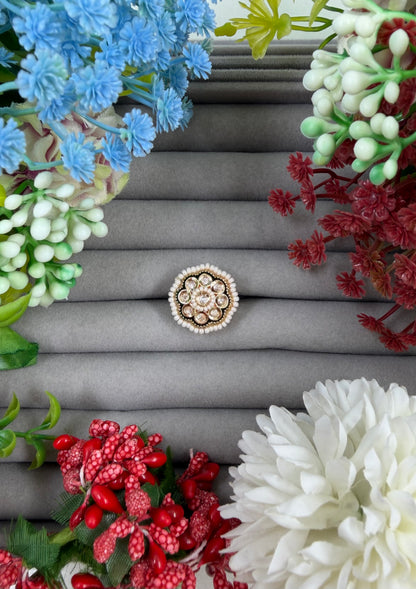 Amaze Premium Moissanite Kundan Fingering