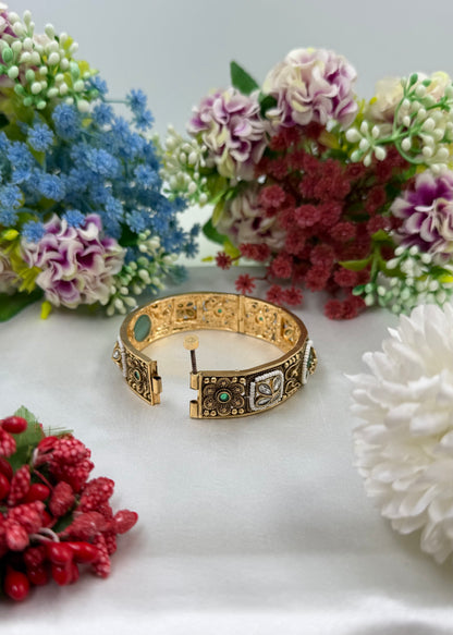 Medha Heritage Bangles (Openable)