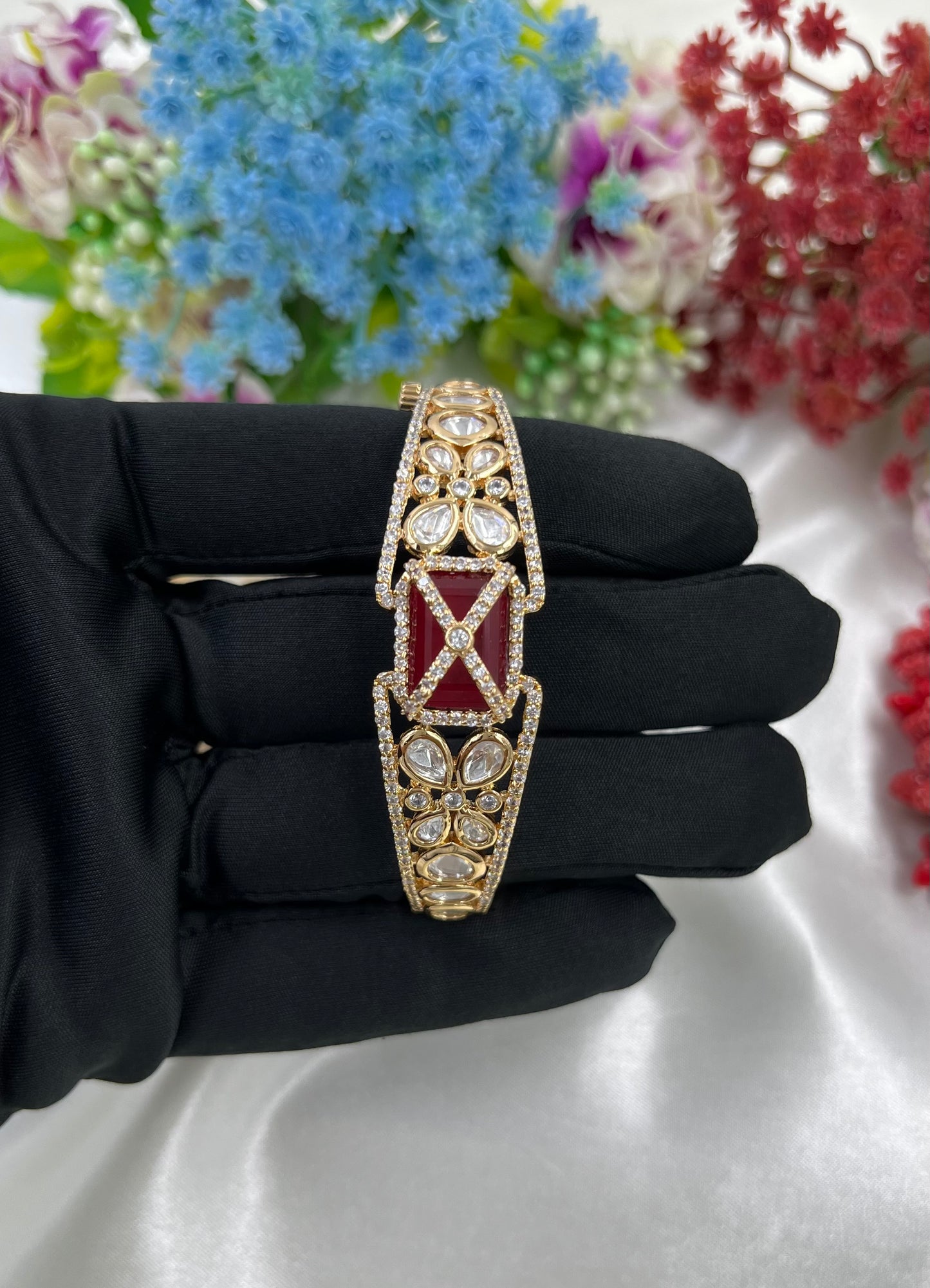 Gleamora Moissanite Kundan Bracelet (Openable)
