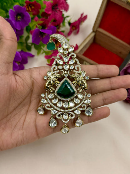 Charvi Victorian Kalangi