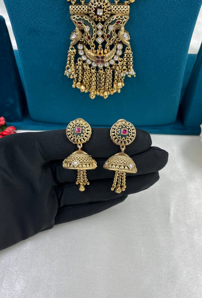 Gayatri Heritage Long Necklace