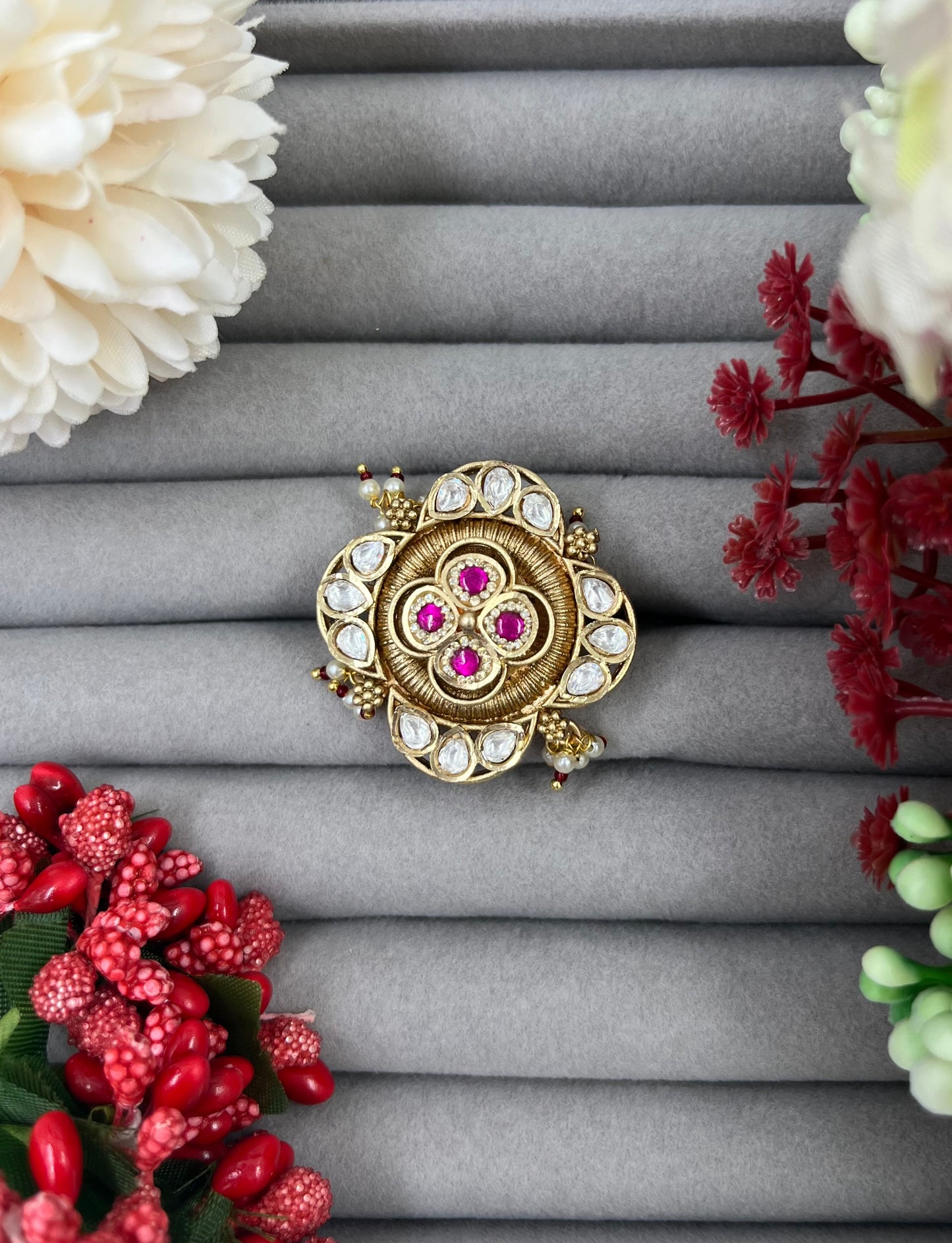 Floral Filigree Rajwadi Ring