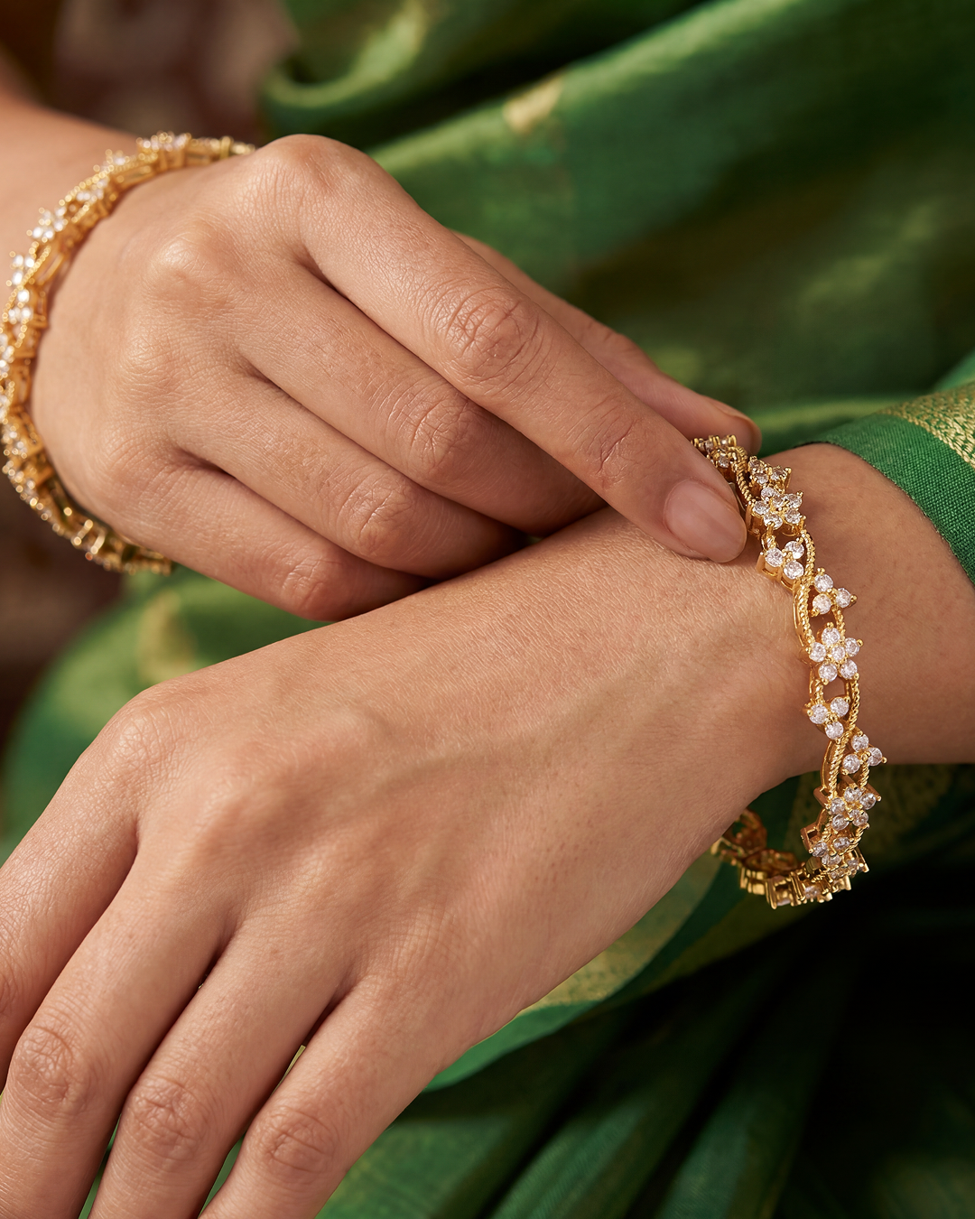 Varunika Victorian Bangles