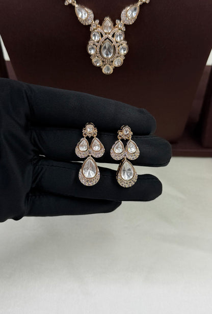 Vanya Moissanite Delicate Necklace