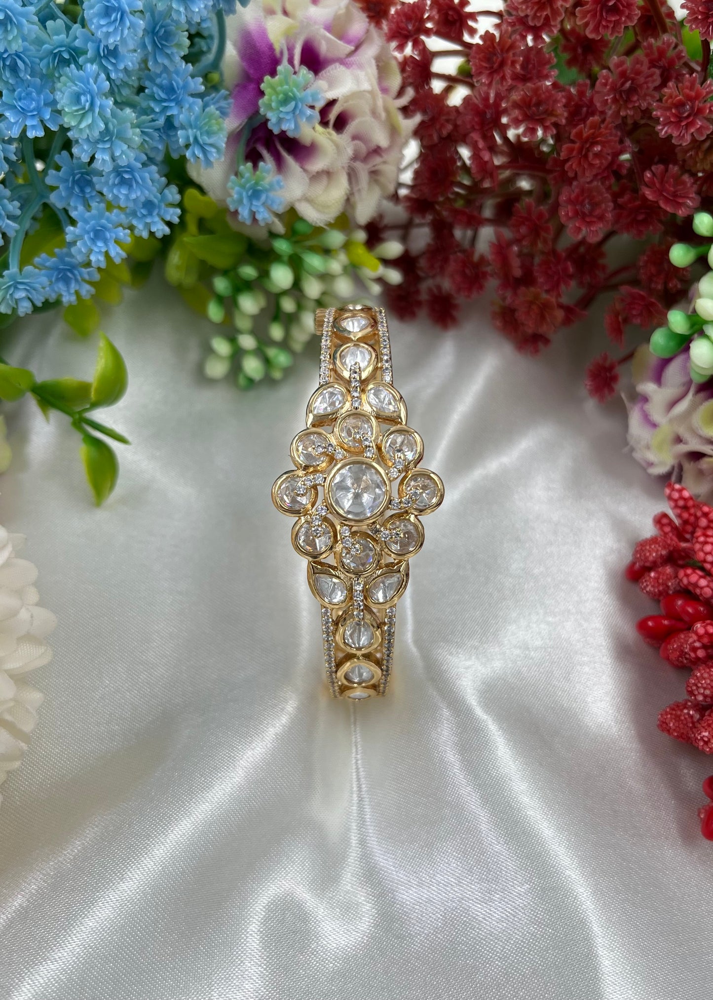 Lustra Moissanite Kundan Bracelet (Openable)