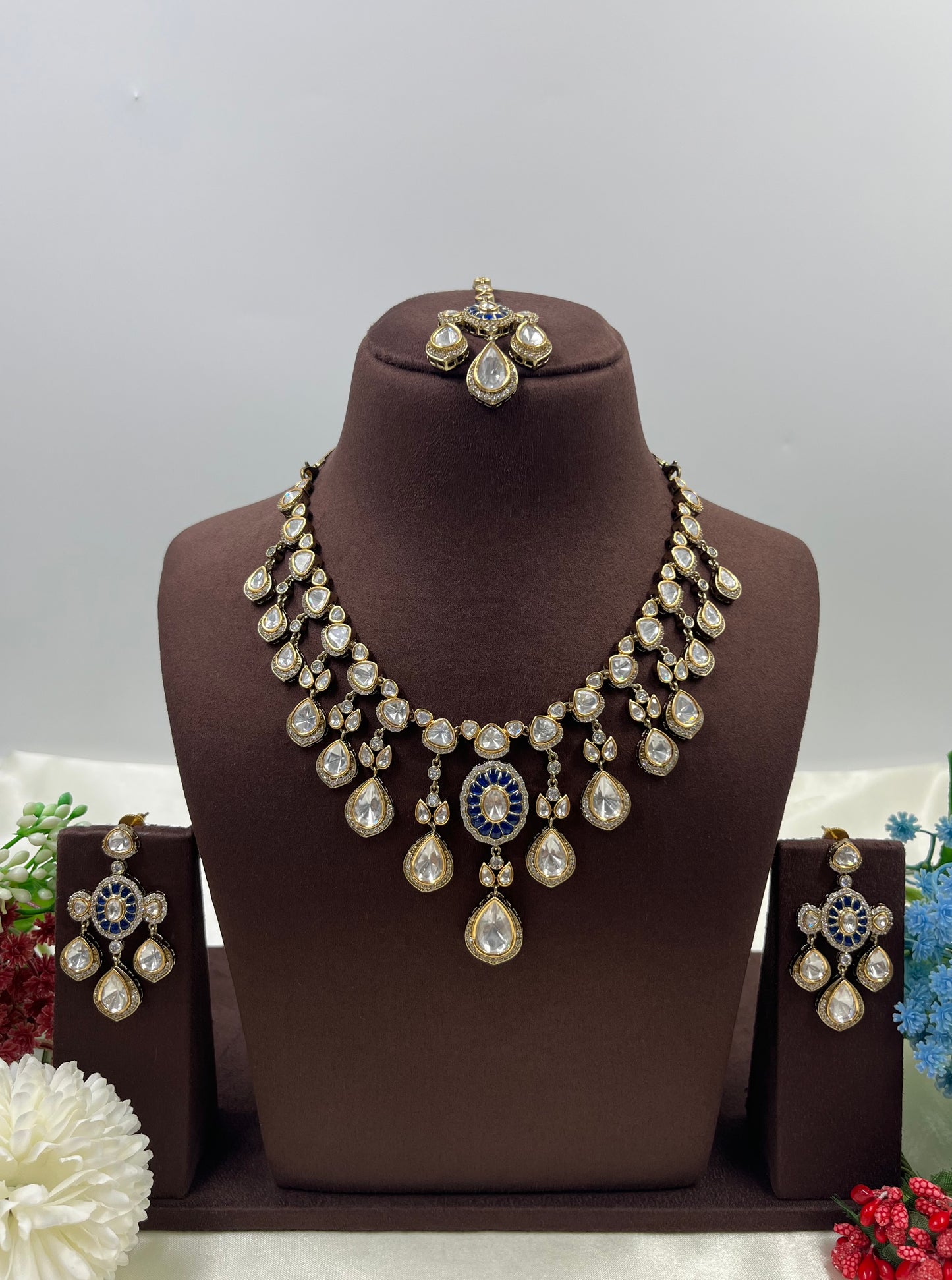 Velina Moissanite Kundan Necklace