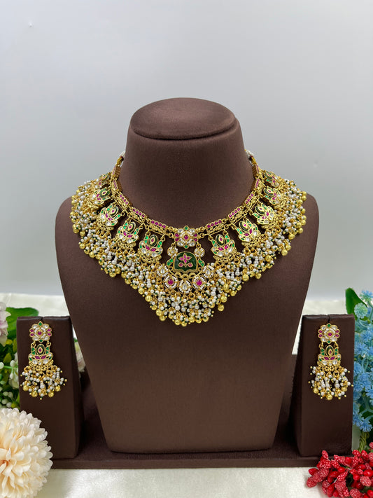 Mahika Pachi Kundan Necklace