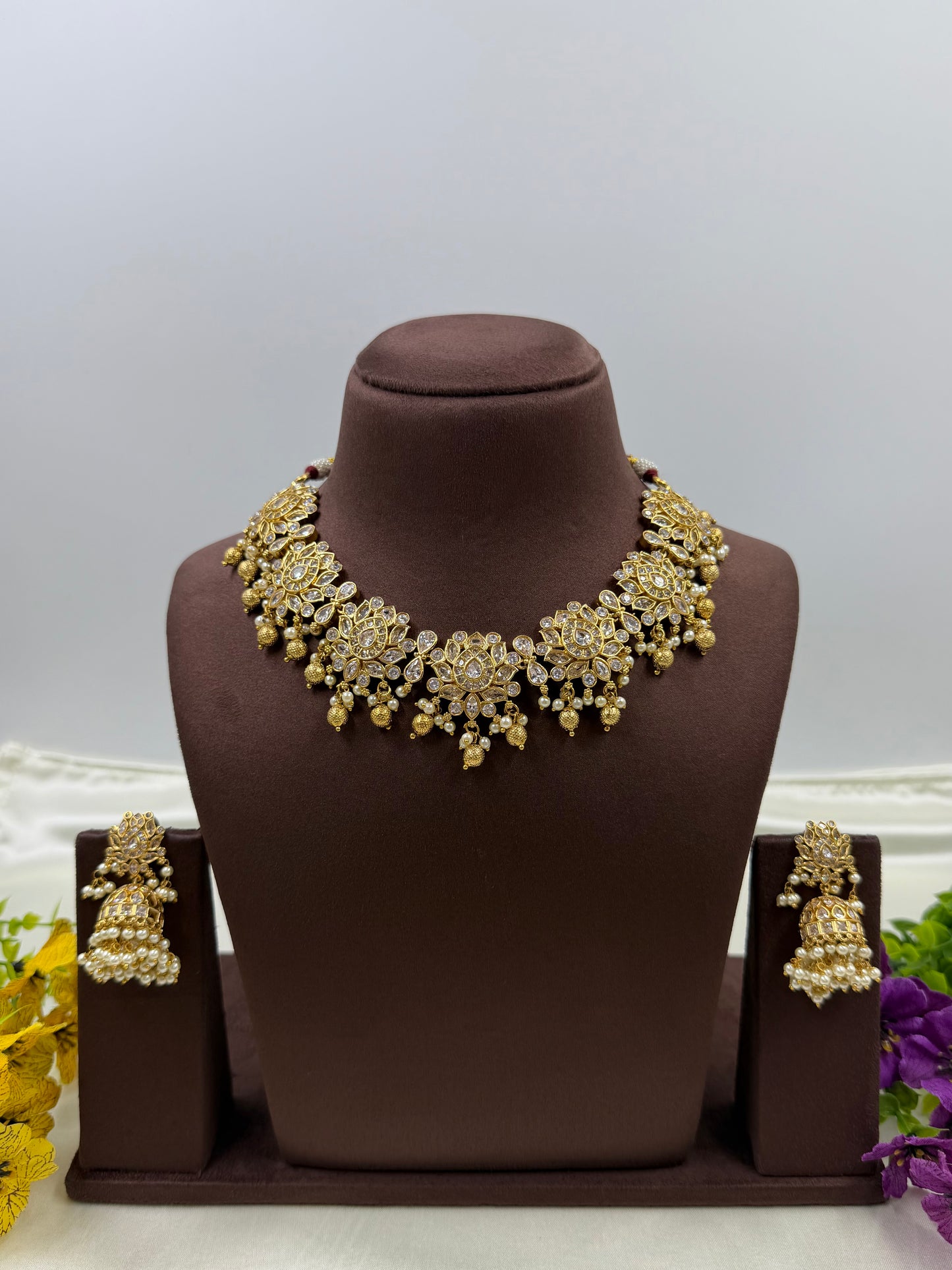 Janvi Victorian Traditional Premium Necklace