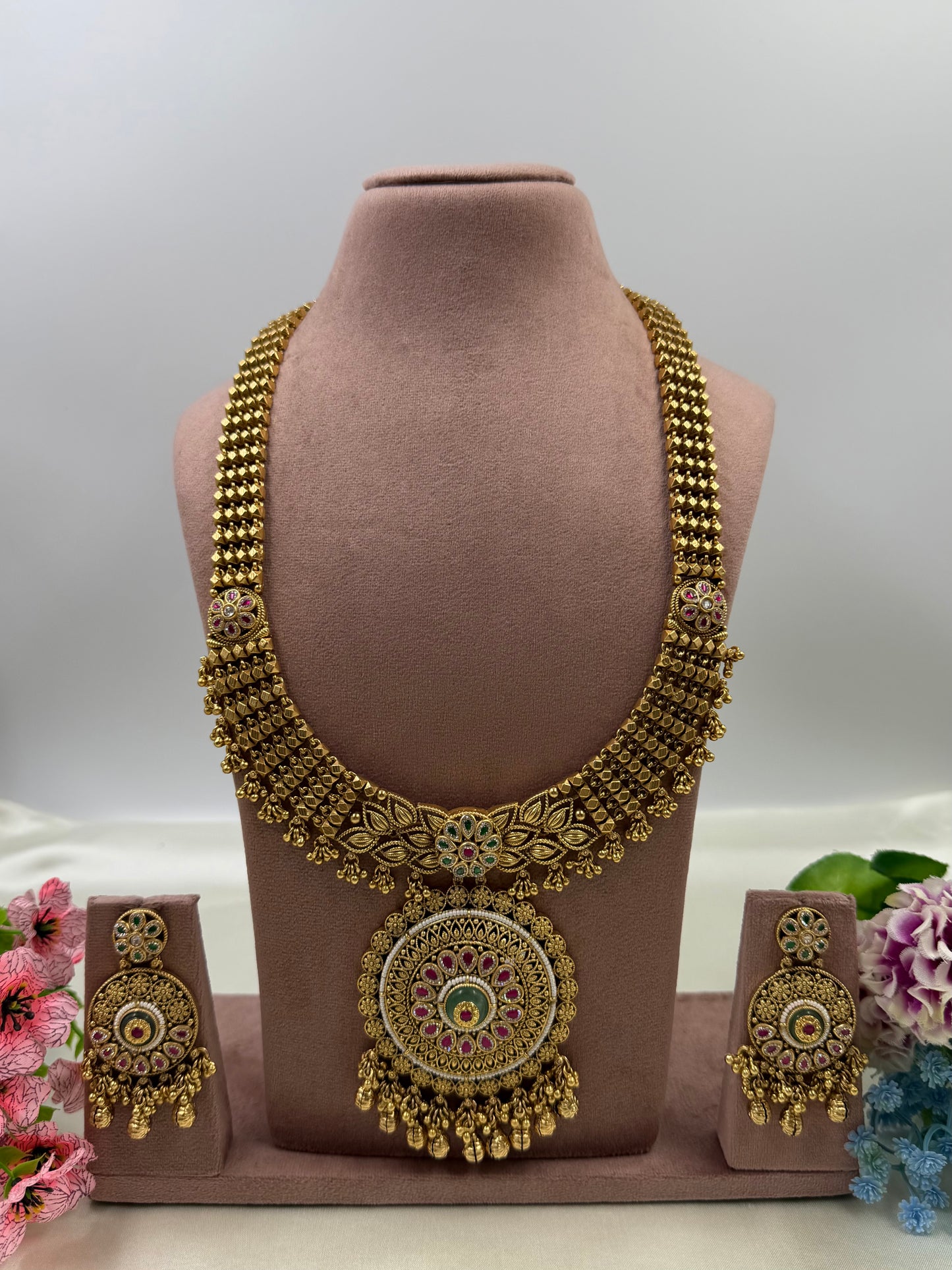 Gunika Premium Traditional Long Necklace Set