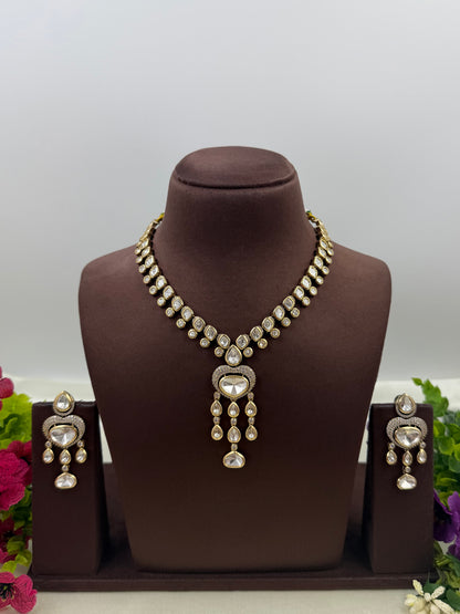 Tira Victorian Necklace Set