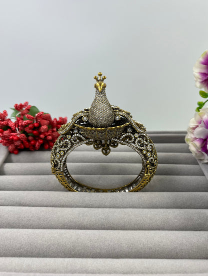 Anuradha Moissanite Kundan Bracelet (Openable)