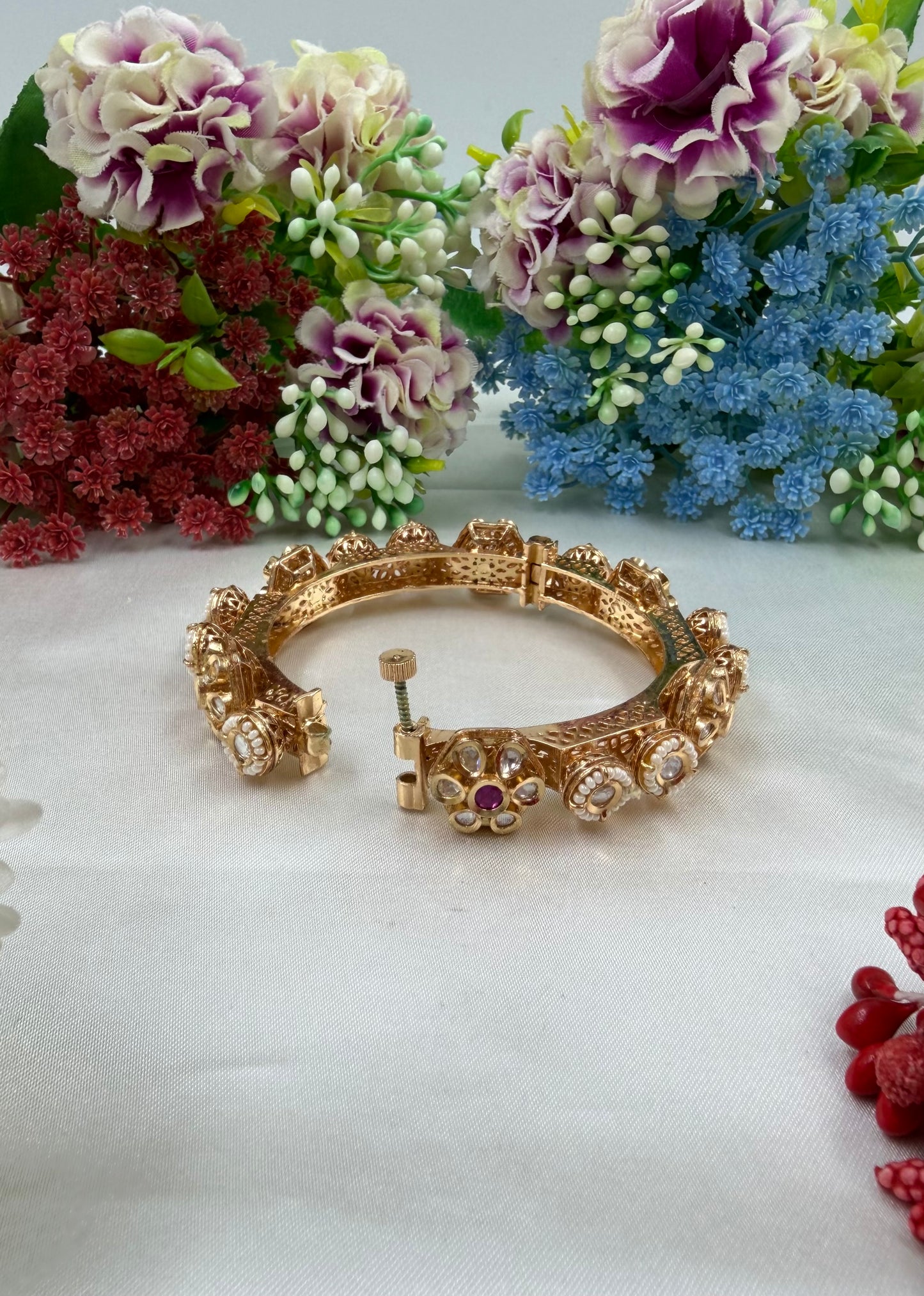 Neelam Moissanite Premium Bangles (Openable)